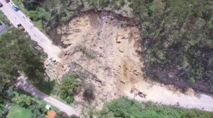 panamericana highway cuenca blocked